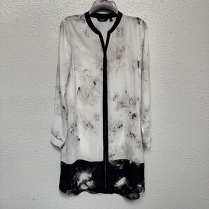 Elegant Black and White Women's Dress by Simply Vera Wang